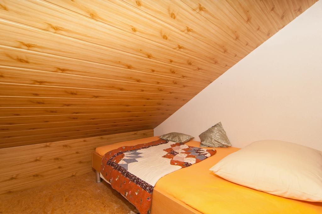 Apartments Corana Kaštela Szoba fotó